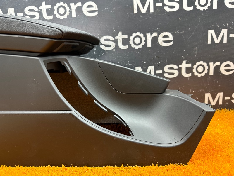 подлокотник, 2000 рублей, Красноярск