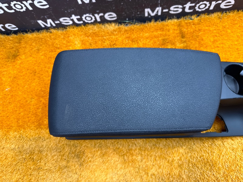 подлокотник, 2000 рублей, Красноярск