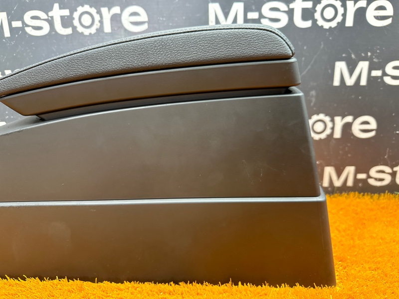 подлокотник, 2000 рублей, Красноярск