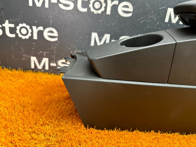 подлокотник, 2000 рублей, Красноярск