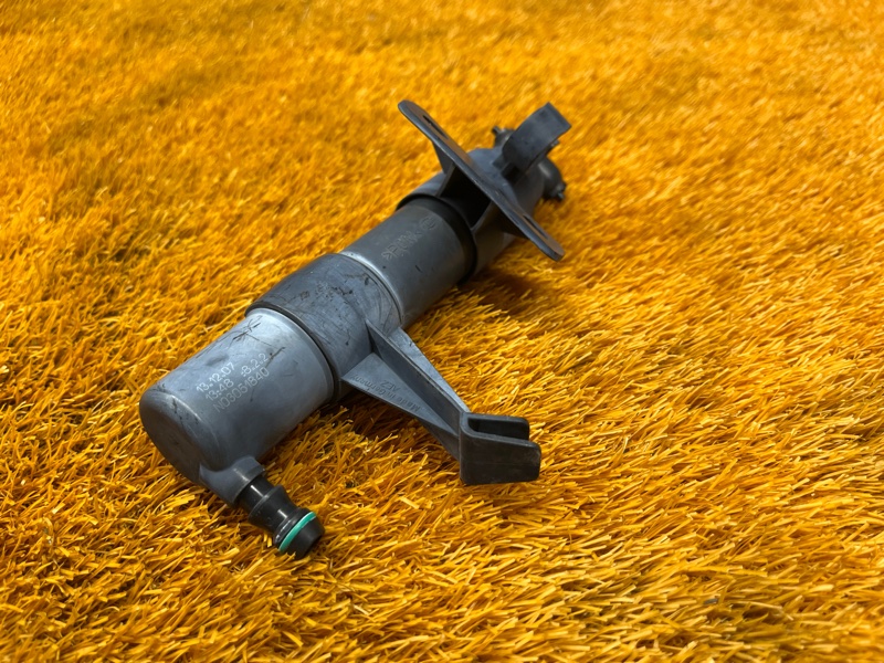 Форсунка омывателя фары, 1000 рублей, Красноярск