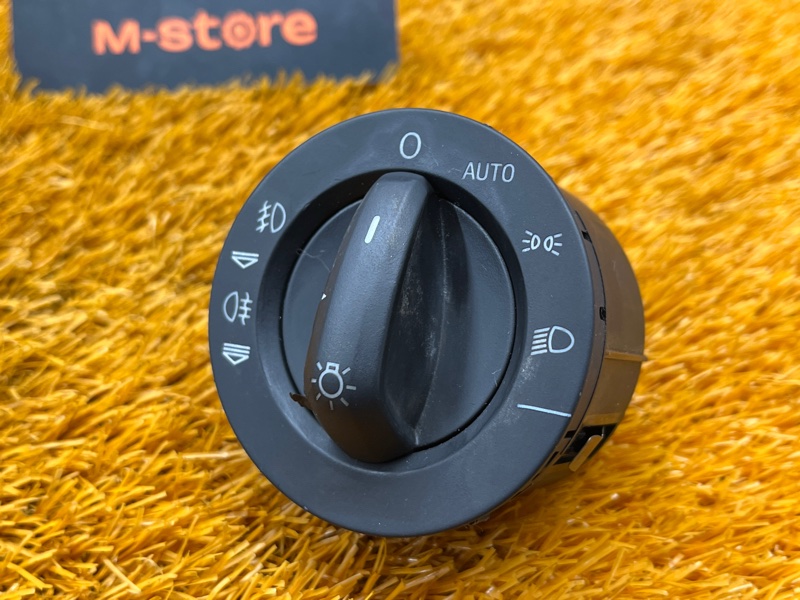 Переключатель света фар, 1000 рублей, Красноярск