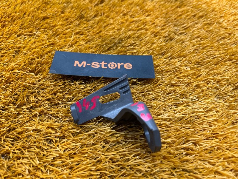 кронштейн фары, 1500 рублей, Красноярск