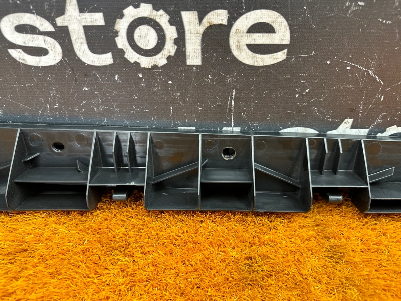 кронштейн порога, 400 рублей, Красноярск