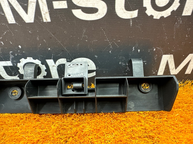 кронштейн порога, 300 рублей, Красноярск