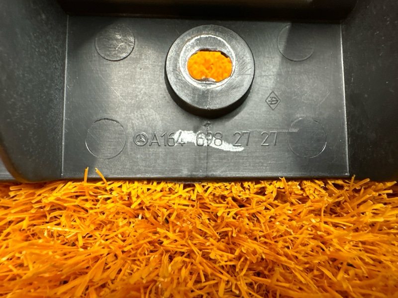 кронштейн порога, 300 рублей, Красноярск