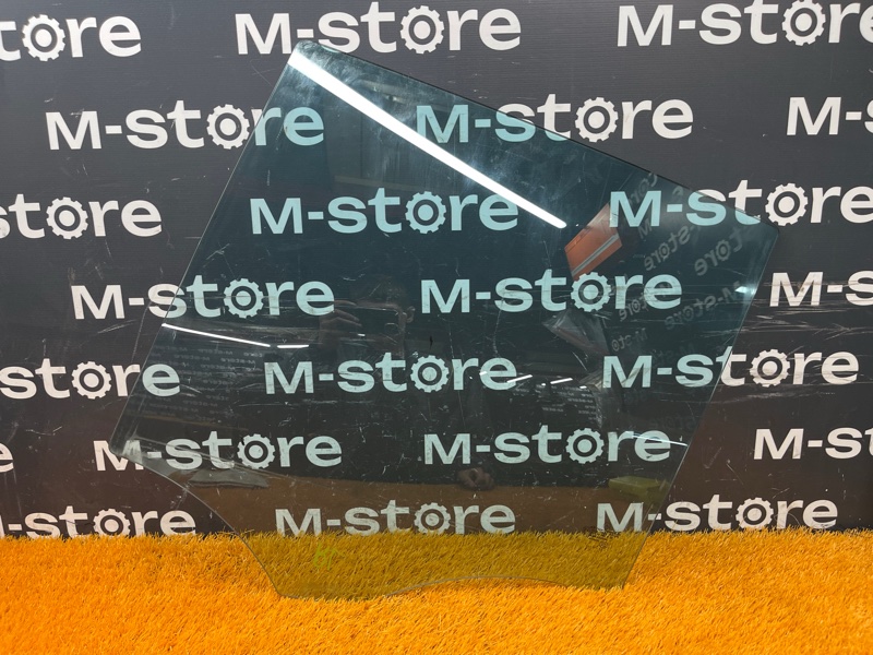 Стекло боковое, 1000 рублей, Красноярск