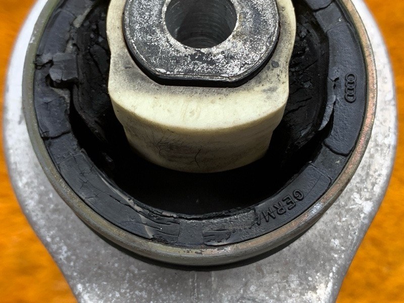 Рычаг подвески нижний, 1200 рублей, Красноярск