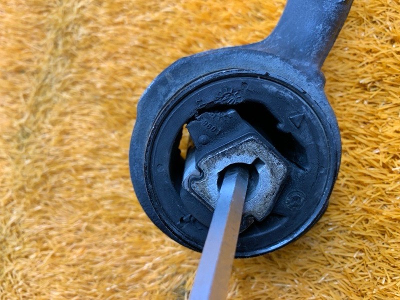 Рычаг подвески нижний, 1000 рублей, Красноярск