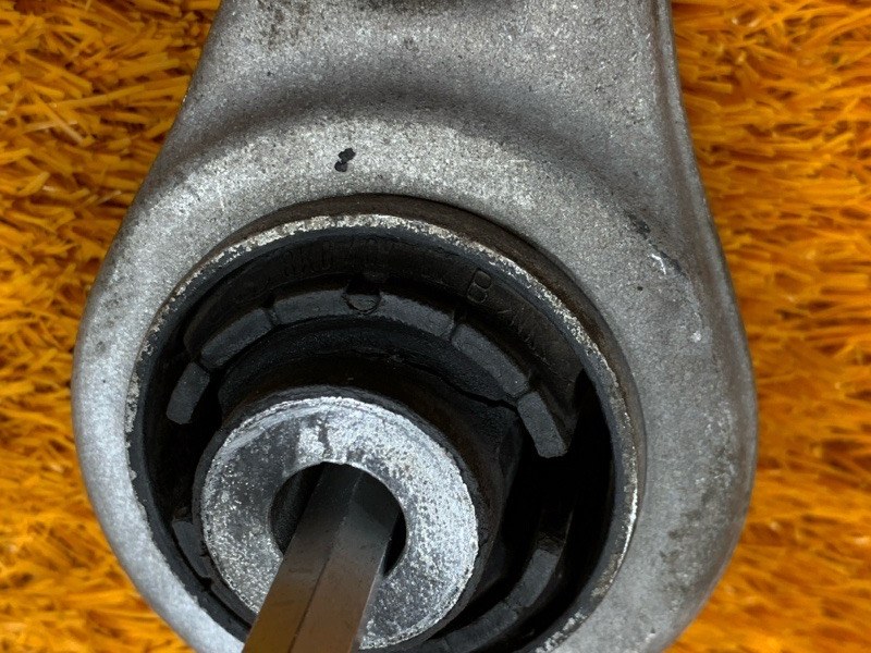 Рычаг подвески нижний, 1000 рублей, Красноярск