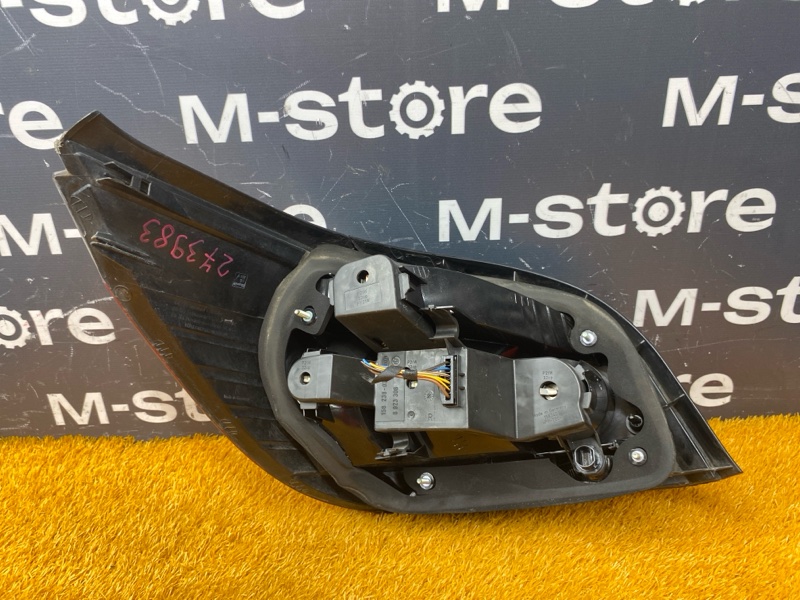 Фонарь задний, 2000 рублей, Красноярск