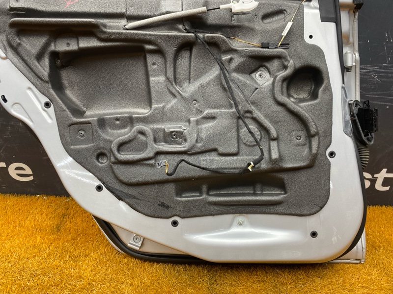 дверь, 10000 рублей, Красноярск