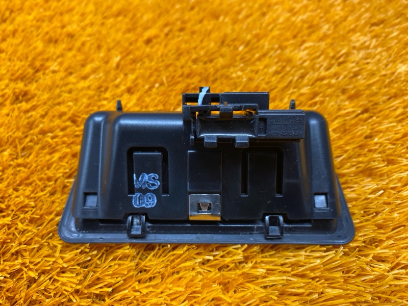 ручка багажника, 1000 рублей, Красноярск