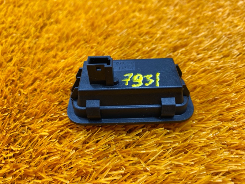 кнопка закрывания багажника, 1000 рублей, Красноярск