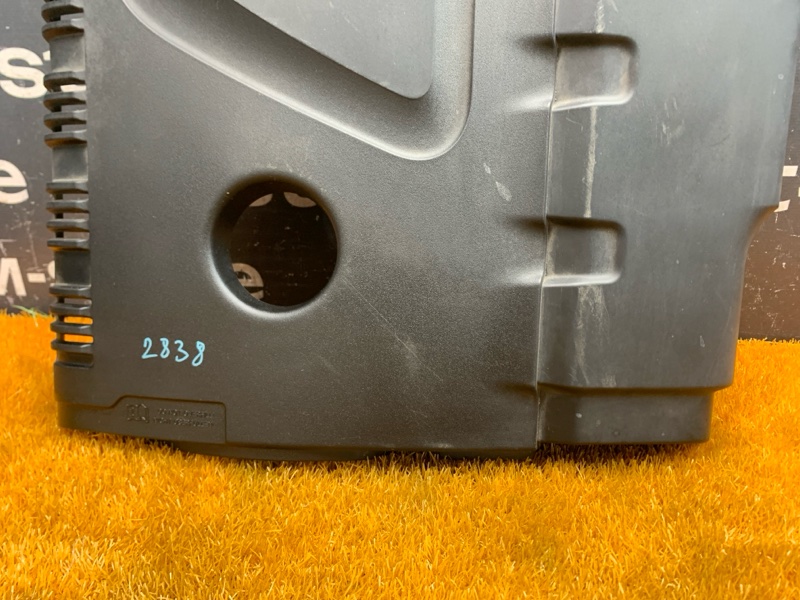 крышка двигателя, 2000 рублей, Красноярск