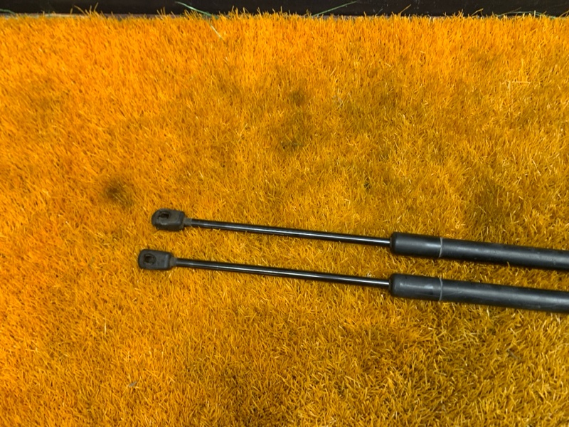 амортизатор капота, 900 рублей, Красноярск