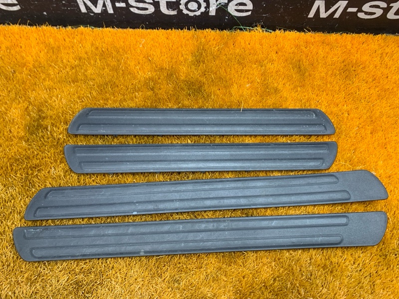 Накладка на порог салона, 1500 рублей, Красноярск