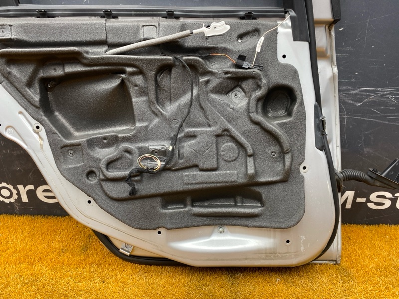 дверь, 10000 рублей, Красноярск