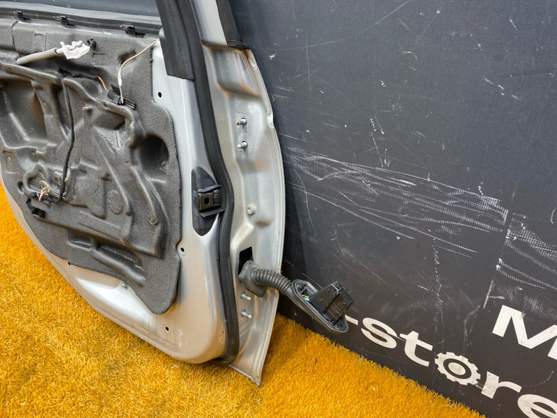 дверь, 10000 рублей, Красноярск