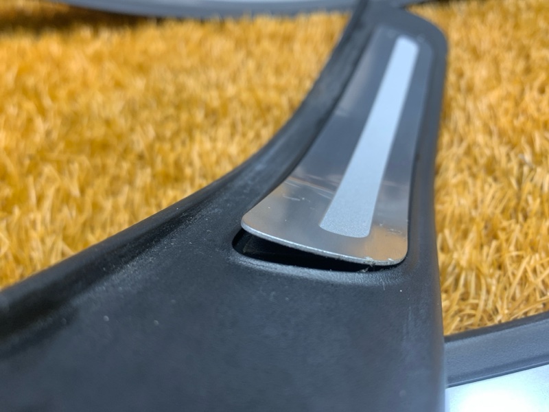 Накладка на порог салона, 2000 рублей, Красноярск