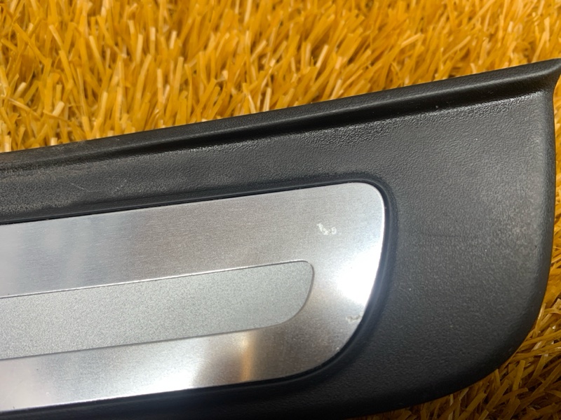 Накладка на порог салона, 2000 рублей, Красноярск