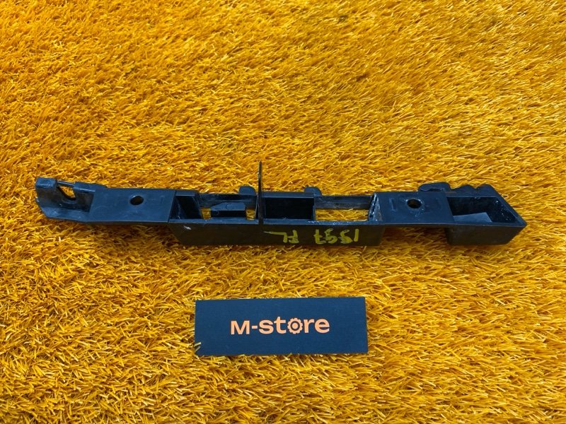 крепление бампера, 900 рублей, Красноярск