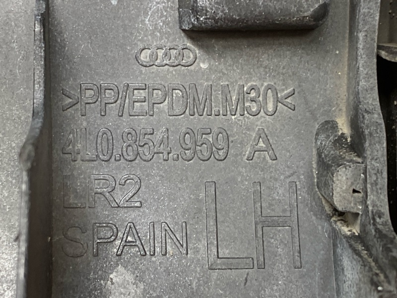 молдинг на крыло, 2000 рублей, Красноярск