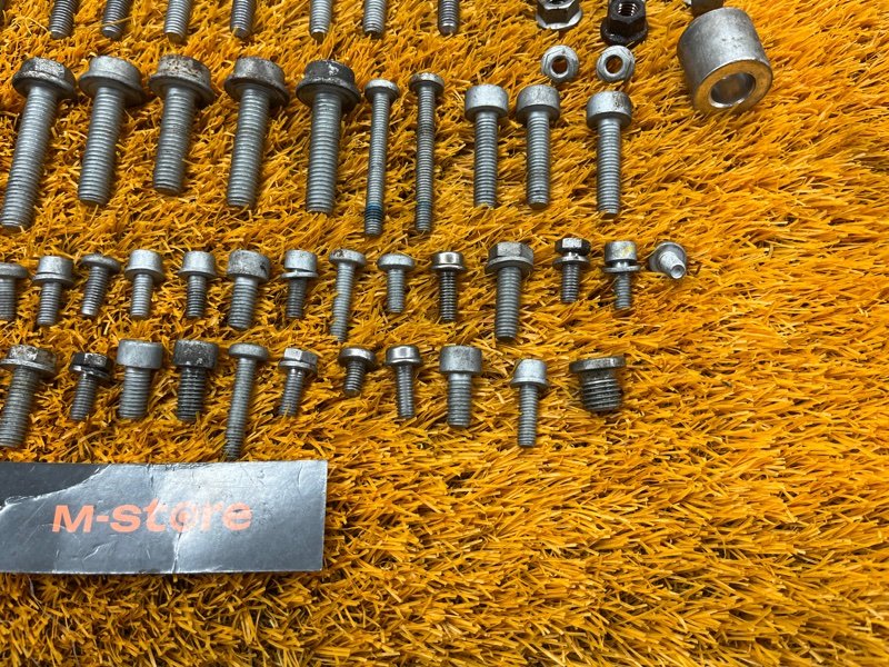 Болты и гайки ДВС, 800 рублей, Красноярск