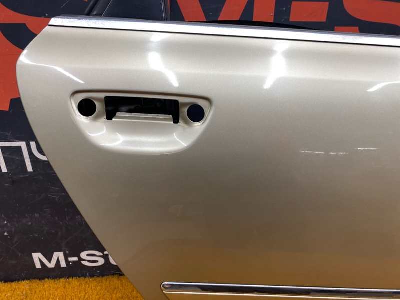 дверь, 5000 рублей, Красноярск