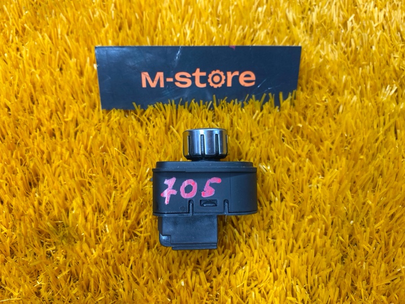 Кнопка регулировки зеркал, 1000 рублей, Красноярск