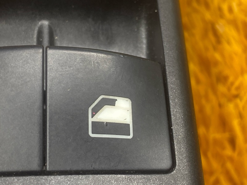 Блок управления стеклоподъемниками, 2000 рублей, Красноярск