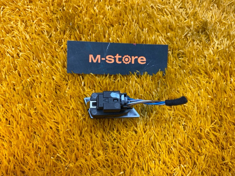 Кнопка центрального замка, 300 рублей, Красноярск