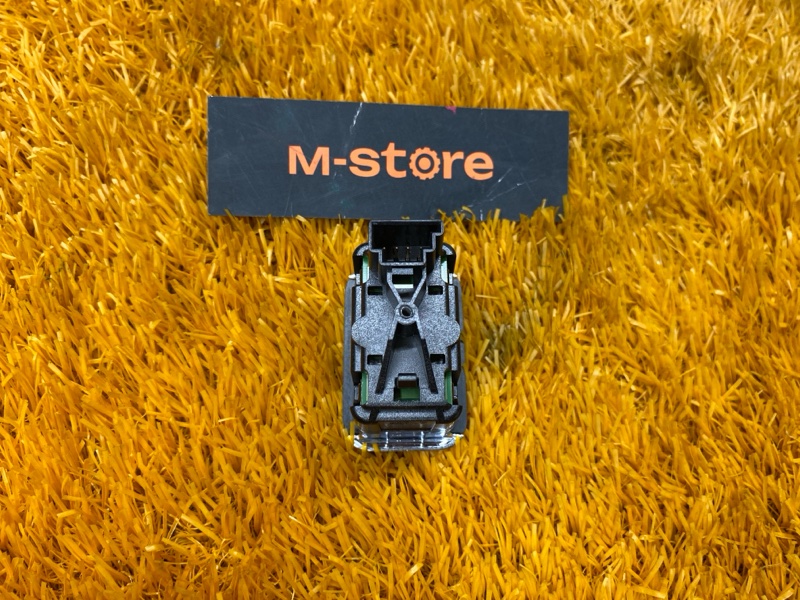 кнопка стеклоподъемника, 300 рублей, Красноярск