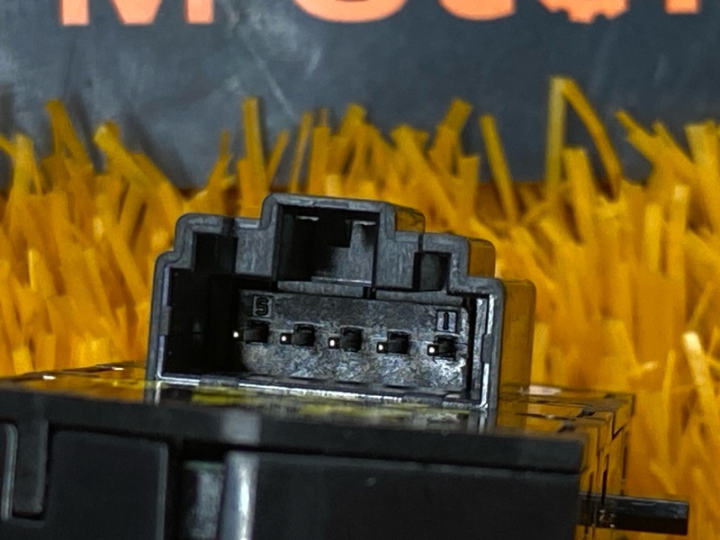 кнопка памяти сидений, 4000 рублей, Красноярск