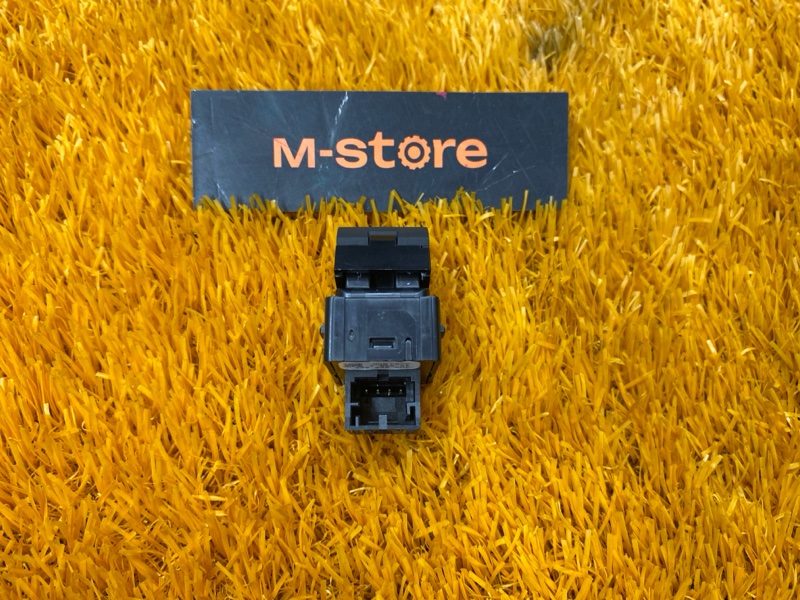 кнопка стеклоподъемника, 500 рублей, Красноярск