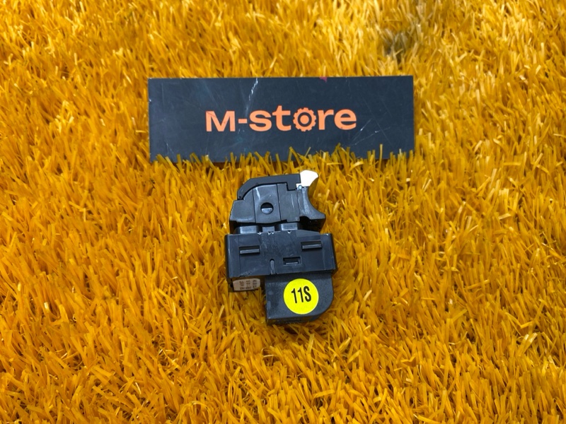 Кнопка открывания багажника, 800 рублей, Красноярск