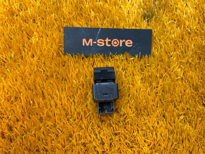 Кнопка открывания багажника, 800 рублей, Красноярск