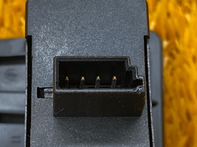 кнопка стеклоподъемника, 500 рублей, Красноярск