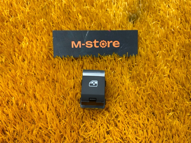 кнопка стеклоподъемника, 500 рублей, Красноярск