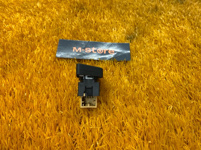 Кнопка центрального замка, 2500 рублей, Красноярск