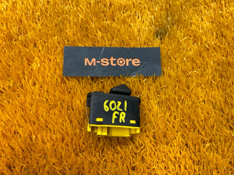 Кнопка регулировки зеркал, 900 рублей, Красноярск