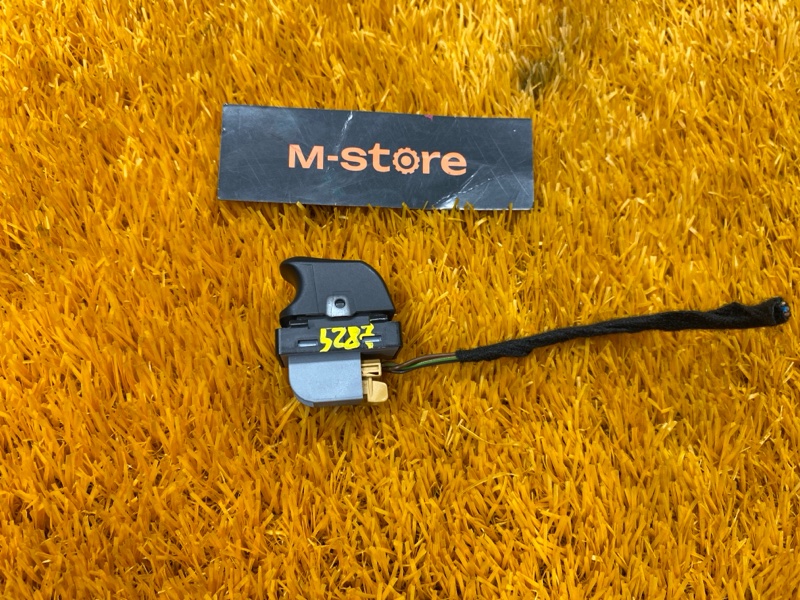 кнопка стеклоподъемника, 300 рублей, Красноярск