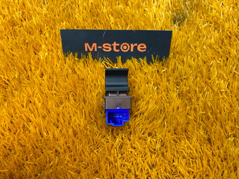 Кнопка открывания багажника, 800 рублей, Красноярск