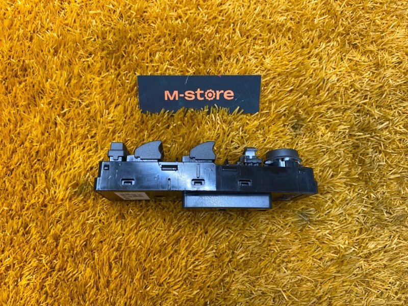 Блок управления стеклоподъемниками, 1000 рублей, Красноярск