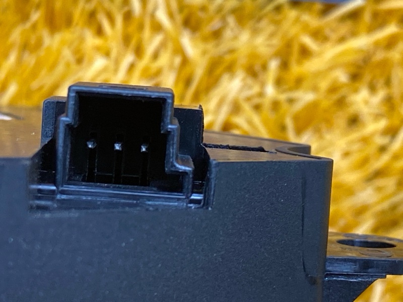 блок управления сиденьем, 2000 рублей, Красноярск