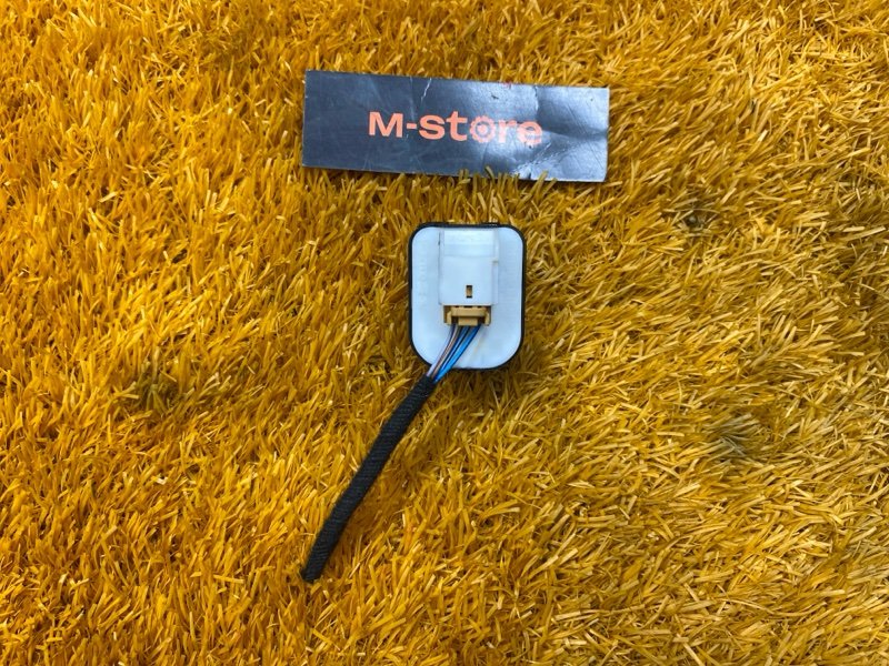 Кнопка регулировки зеркал, 300 рублей, Красноярск