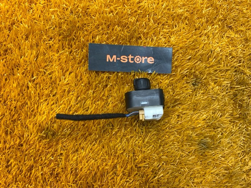 Кнопка регулировки зеркал, 300 рублей, Красноярск