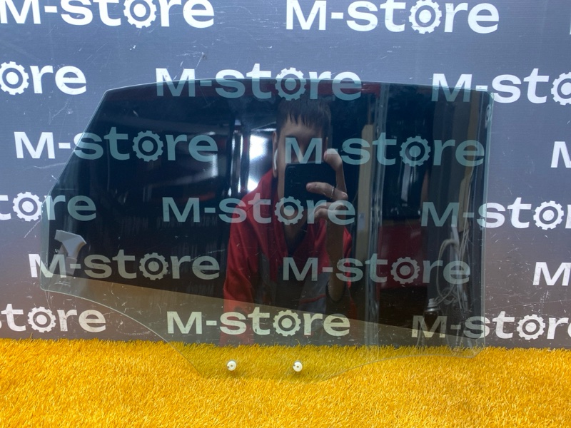 Стекло боковое, 2000 рублей, Красноярск