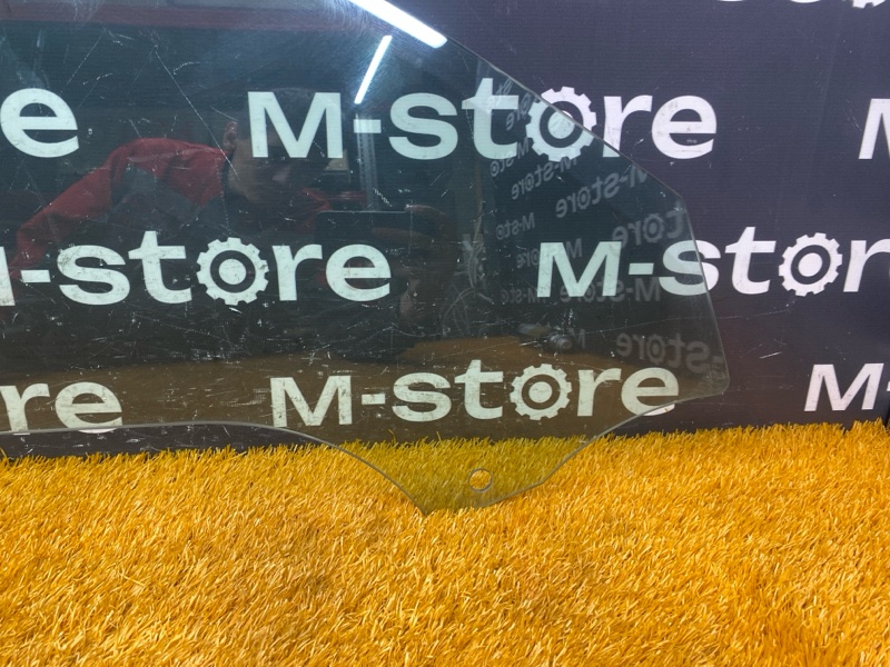 Стекло боковое, 5000 рублей, Красноярск