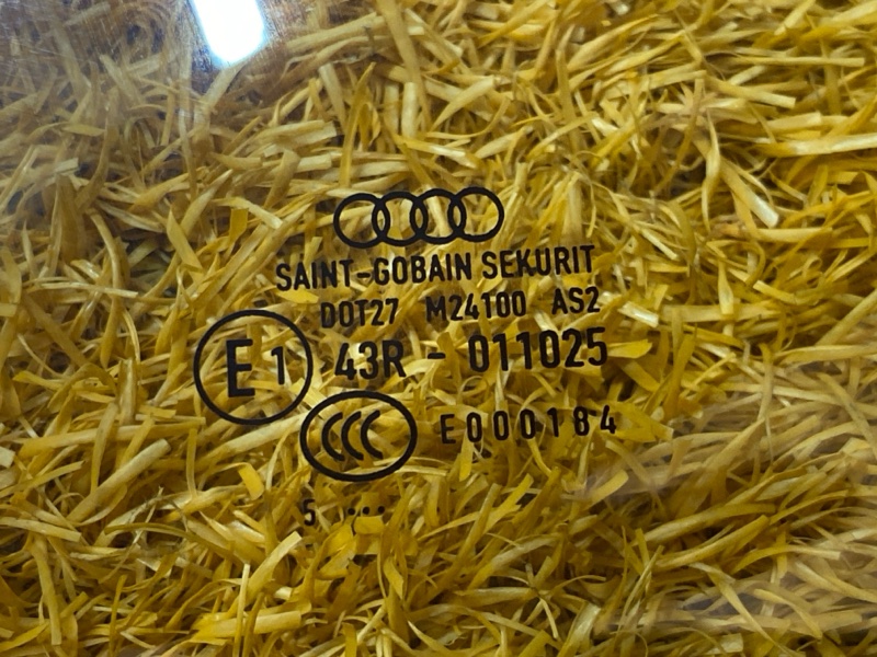 Стекло боковое, 5000 рублей, Красноярск